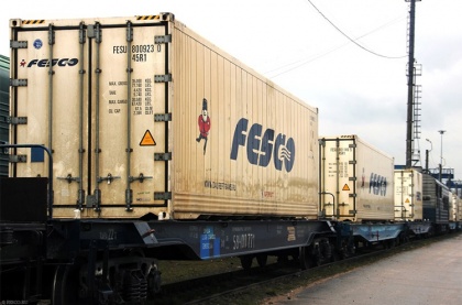 Транспортная группа FESCO закольцевала свой регулярный сервис на Урал