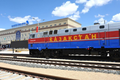 Казахстанский экспедитор пропал, а поезда застряли