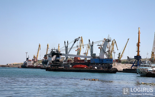 Пока не изменятся законы, порт Владивостока не сможет выйти на свободу