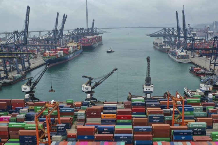 Южнокитайские порты блокируют второй раз за месяц