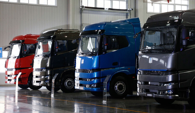 Понаехали: китайские грузовые автобренды «взяли» рынок РФ «без боя»