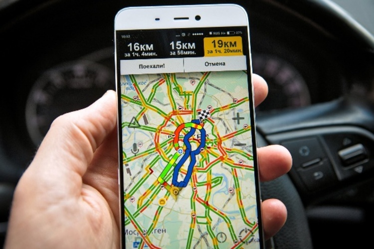 «Яндекс» изучил 10 000 км автотрасс. Ради грузовиков и их безопасности