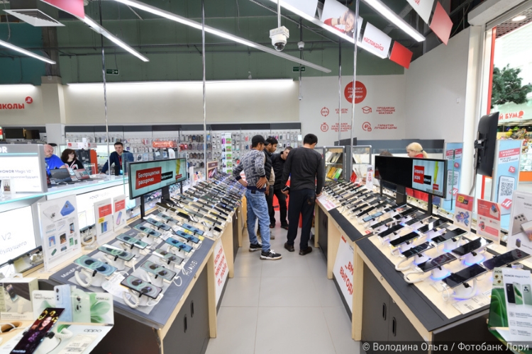 Технологический сбор ударит не по полкам, а по импортерам