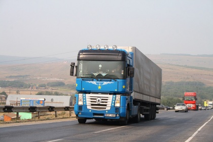 Власти ЕС говорят, что европейские грузовики – вонючки. И грозят штрафами производителям