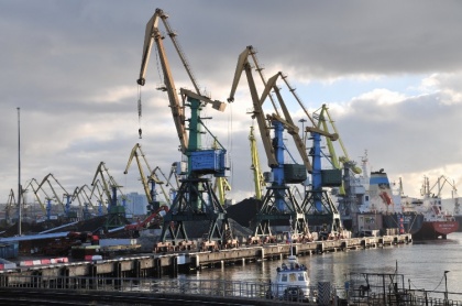 Со второй попытки Мурманскому торговому порту согласовали «грузовую реконструкцию»