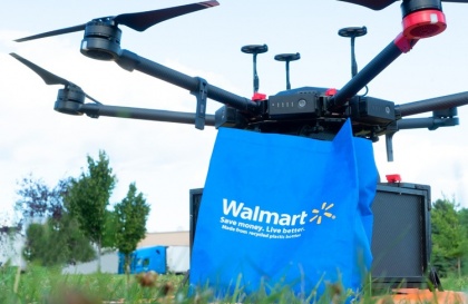 Walmart спустит покупки с неба – на задний двор