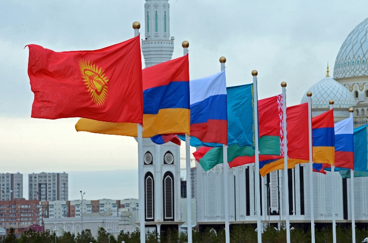 Кыргызстан оконфузился на весь ЕАЭС, ратифицировав Таможенный кодекс с грубой ошибкой