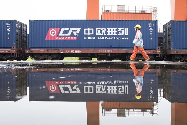 Китайские контейнеры «сторонятся» России