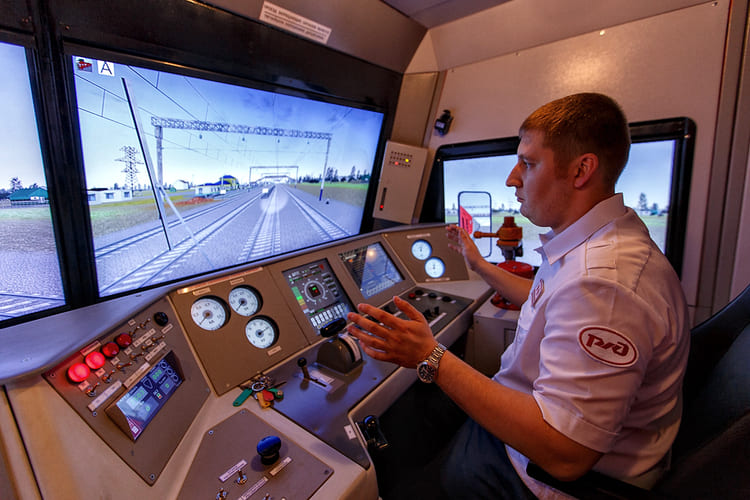 Беспилотные поезда «обкатают» в виртуальной реальности