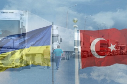Украинский министр и турецкий посол быстро нашли общий язык по грузовому вопросу 